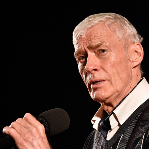 Борис Щербаков вышел на работу после операции: что известно о состоянии артиста